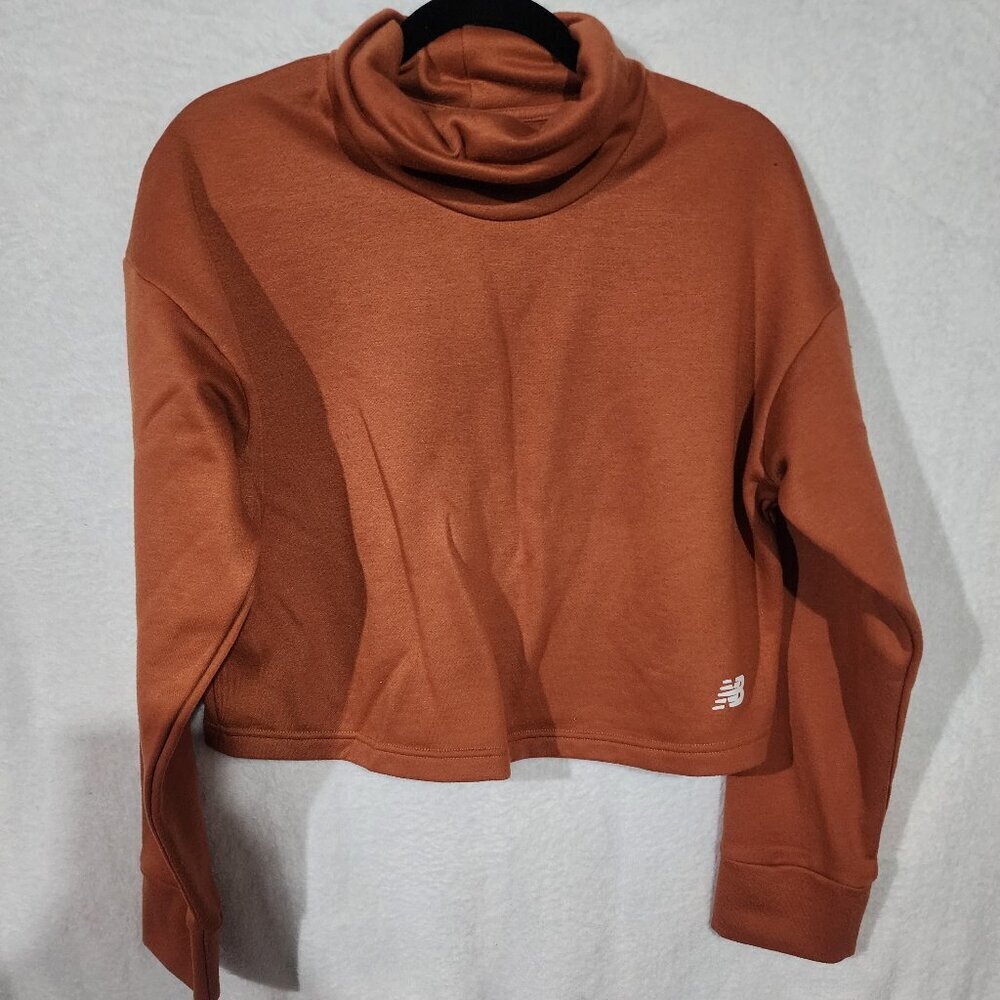 New Balance Womens Cropped Turtle Neck